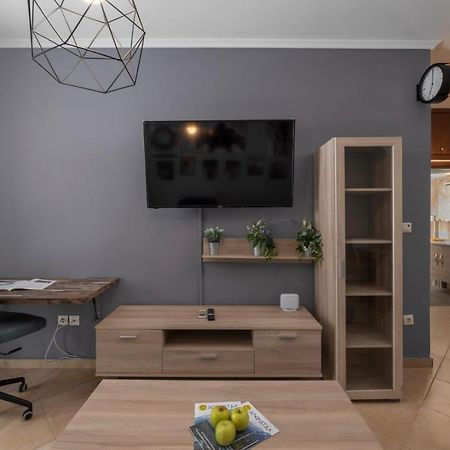 Kosmos Service Apartment City Center 2 With Additional Cost Parking Tesalónica Exterior foto